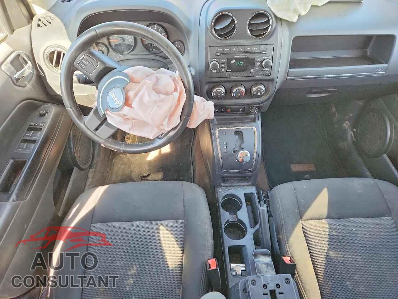 JEEP COMPASS 2013 - 1C4NJDAB3DD243262