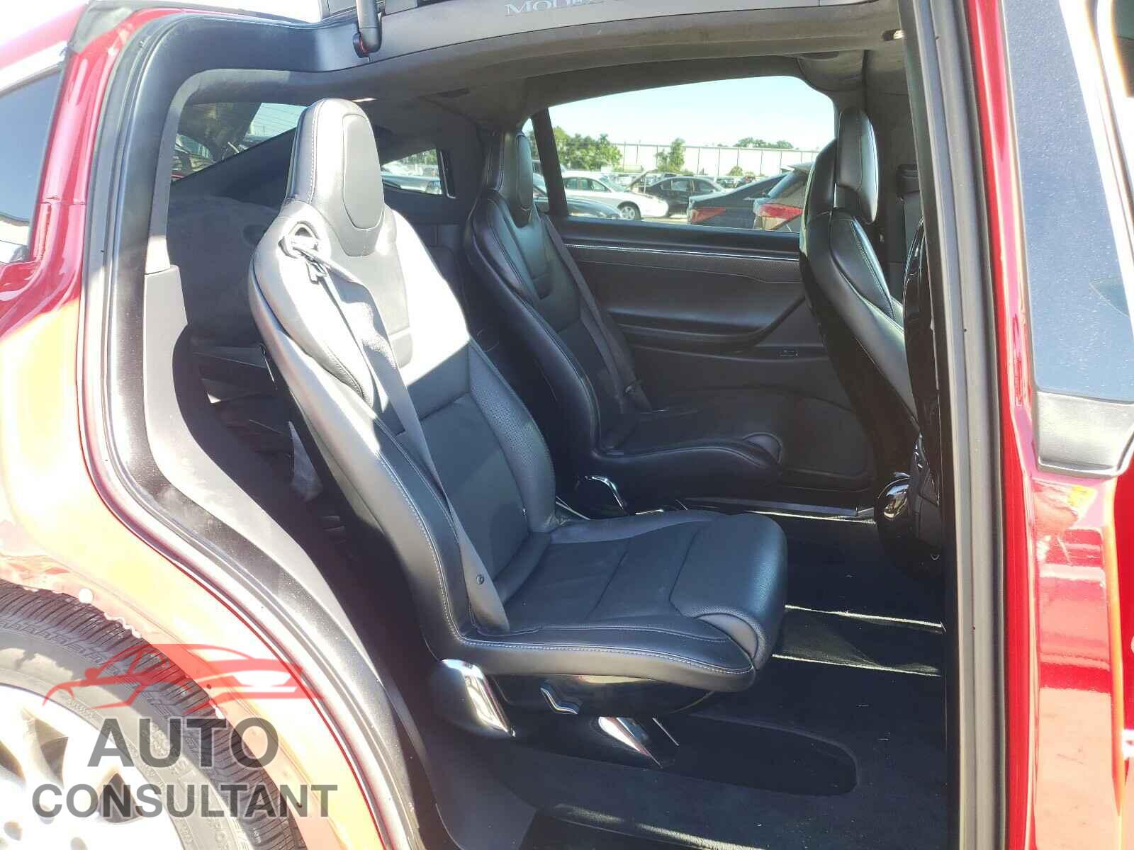 TESLA MODEL X 2016 - 5YJXCBE26GF016159