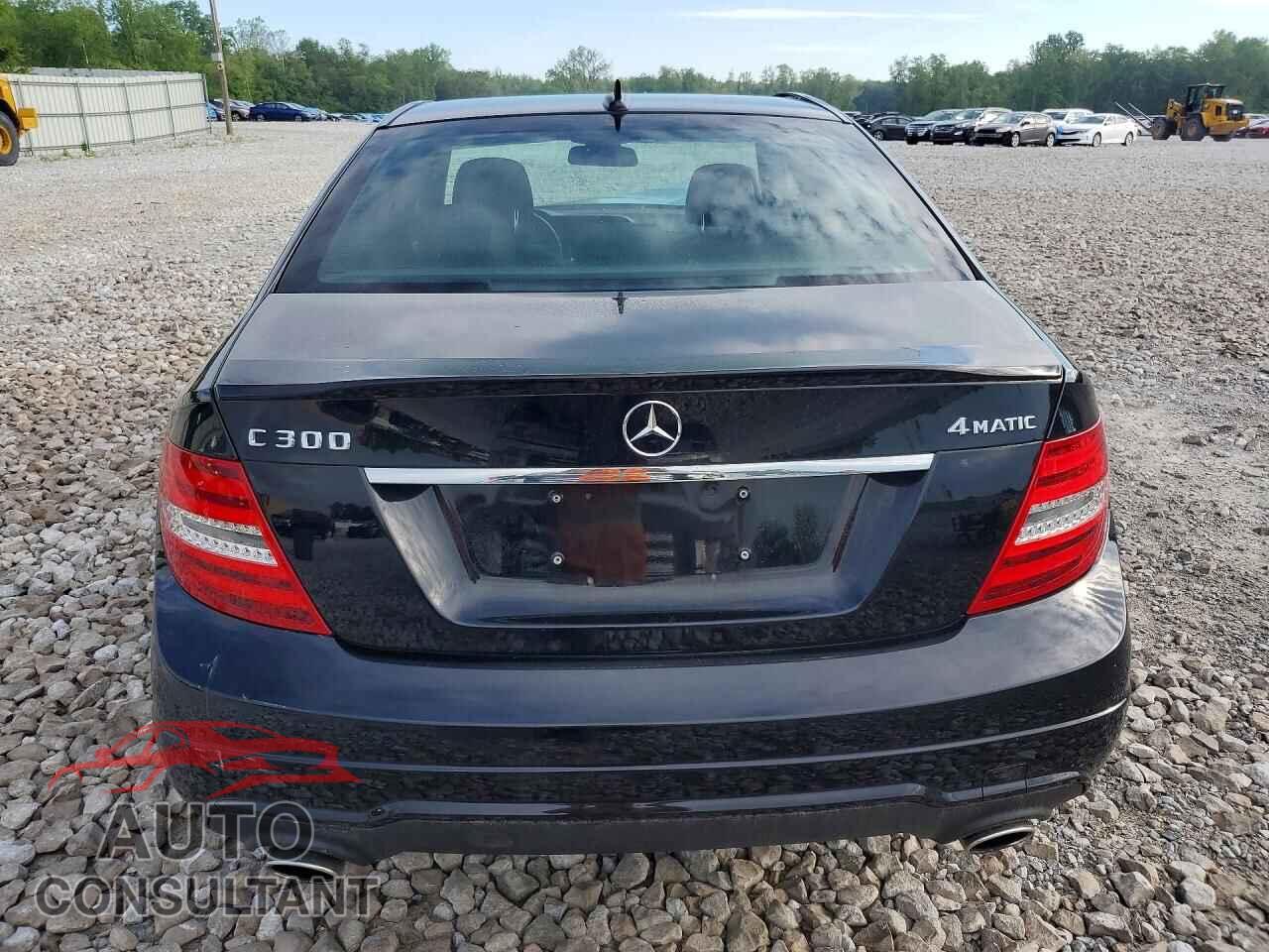 MERCEDES-BENZ C-CLASS 2014 - WDDGF8ABXEA945167