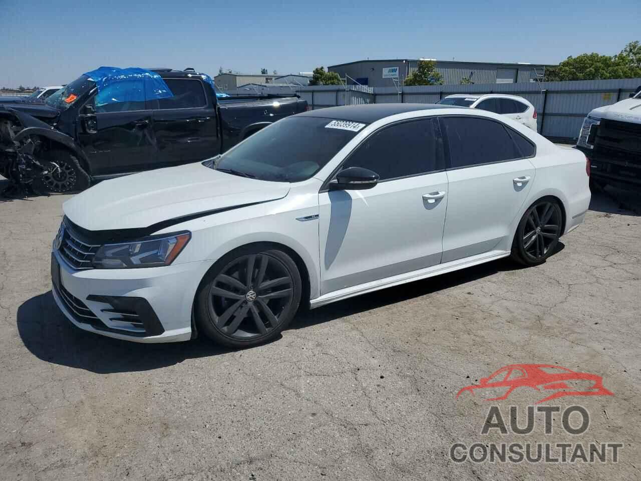 VOLKSWAGEN PASSAT 2018 - 1VWAA7A39JC030405