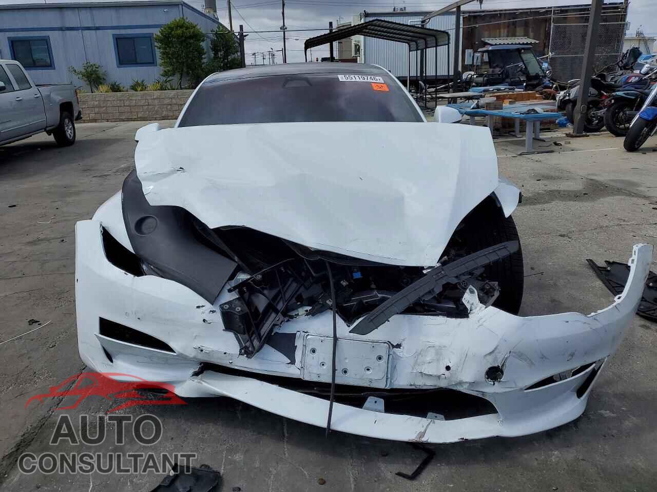 TESLA MODEL S 2022 - 5YJSA1E56NF483003