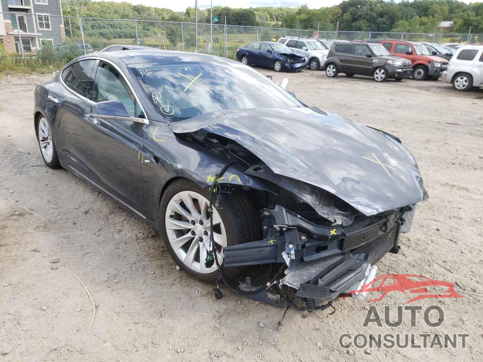 TESLA MODEL S 2017 - 5YJSA1E23HF231607