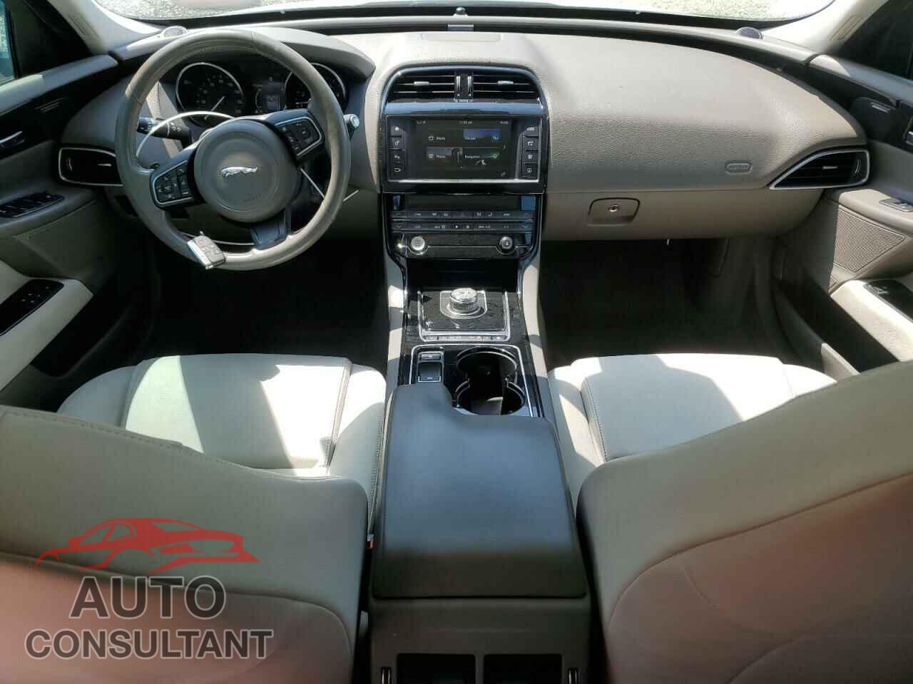 JAGUAR XE 2017 - SAJAD4BG9HA956580