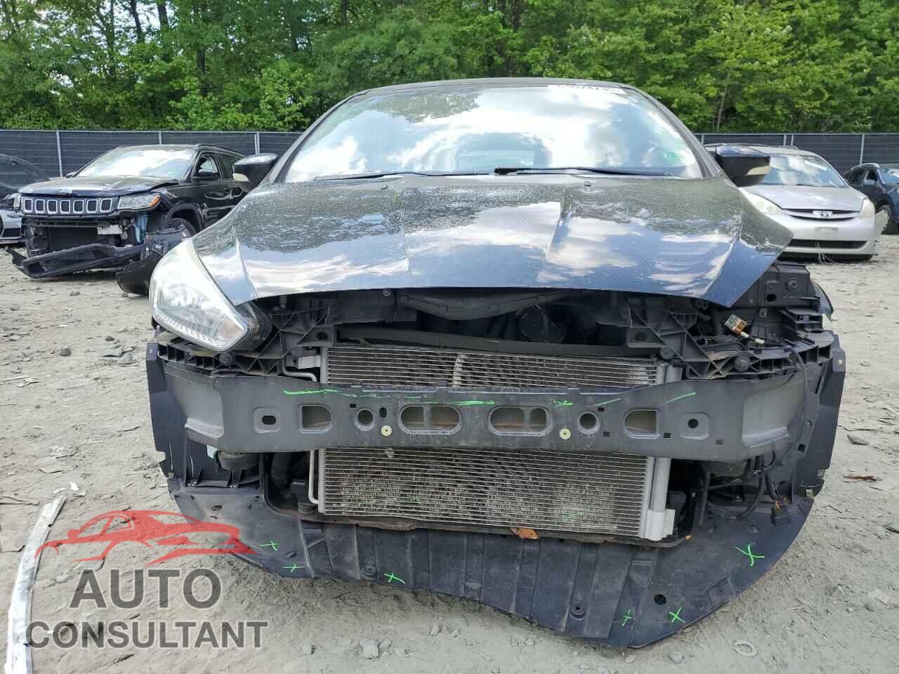 FORD FOCUS 2015 - 1FADP3F21FL339287