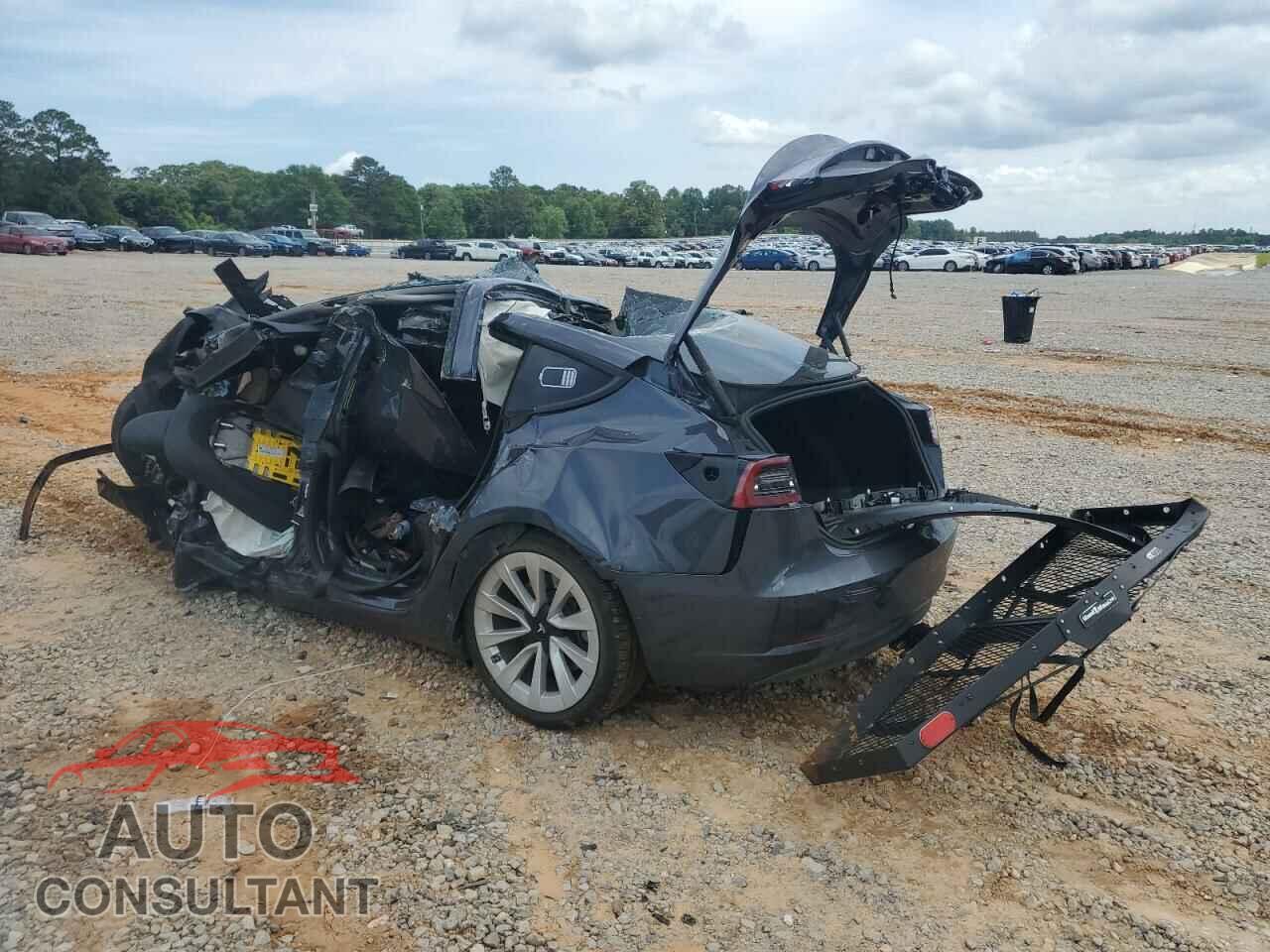 TESLA MODEL 3 2023 - 5YJ3E1EA7PF627103