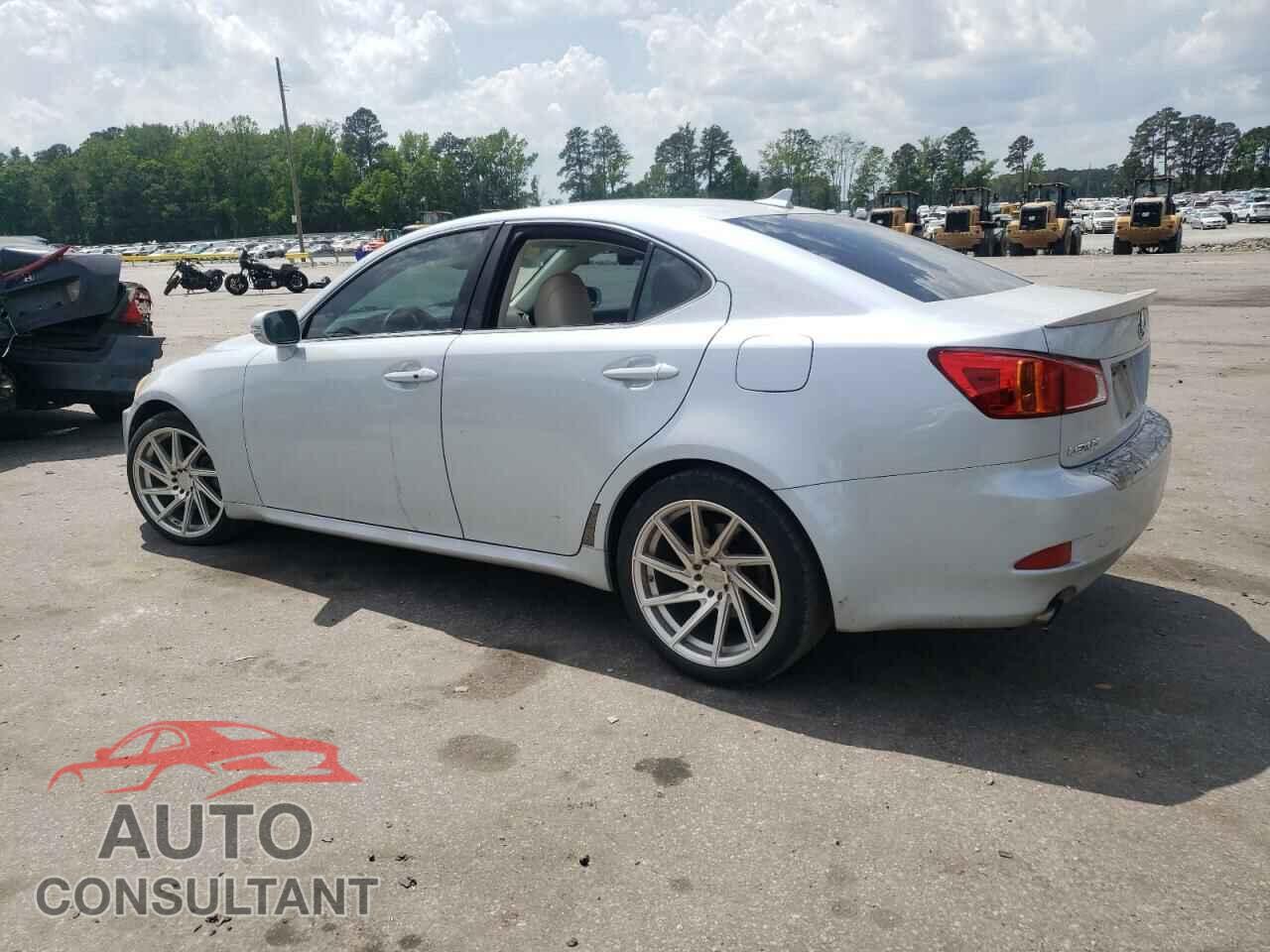 LEXUS IS 2010 - JTHBF5C24A5123479