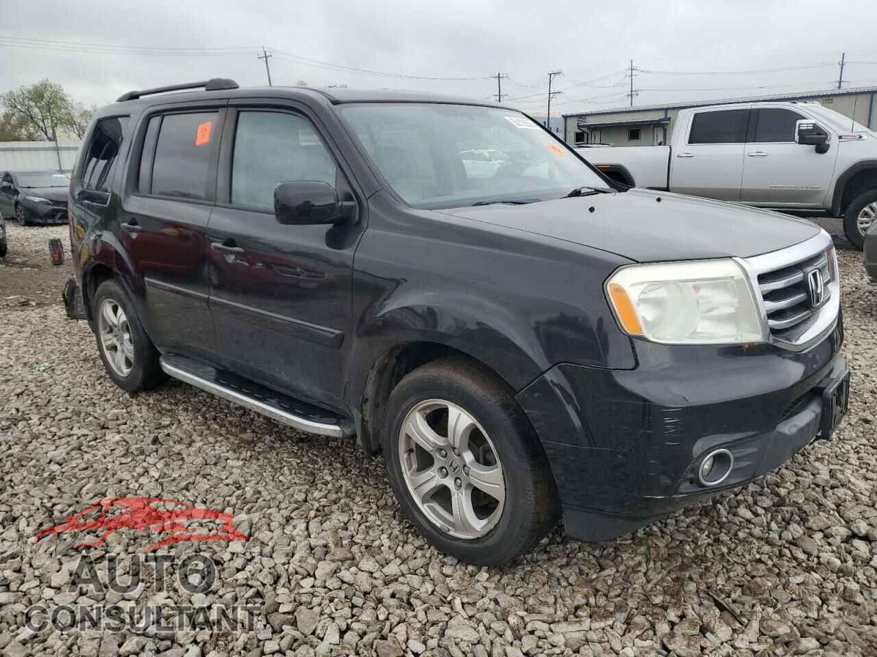 HONDA PILOT 2013 - 5FNYF4H57DB003395