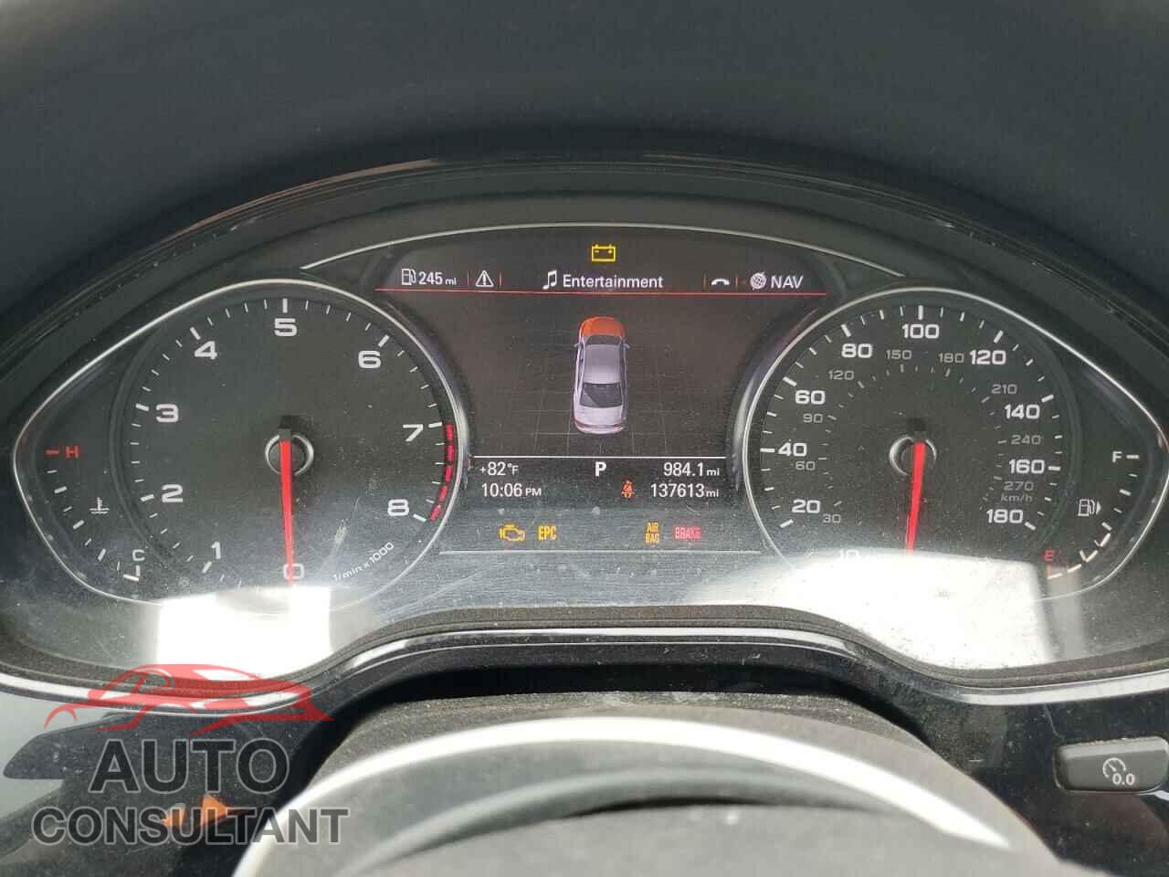 AUDI A8 2011 - WAURVAFD1BN005137