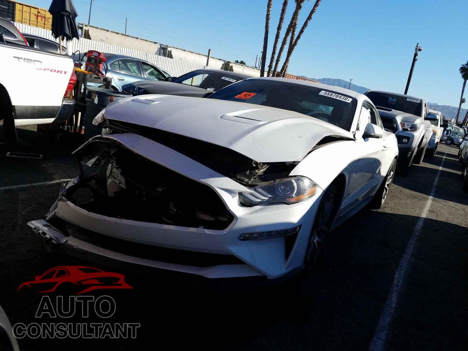 FORD MUSTANG 2018 - 1FA6P8TH2J5159831