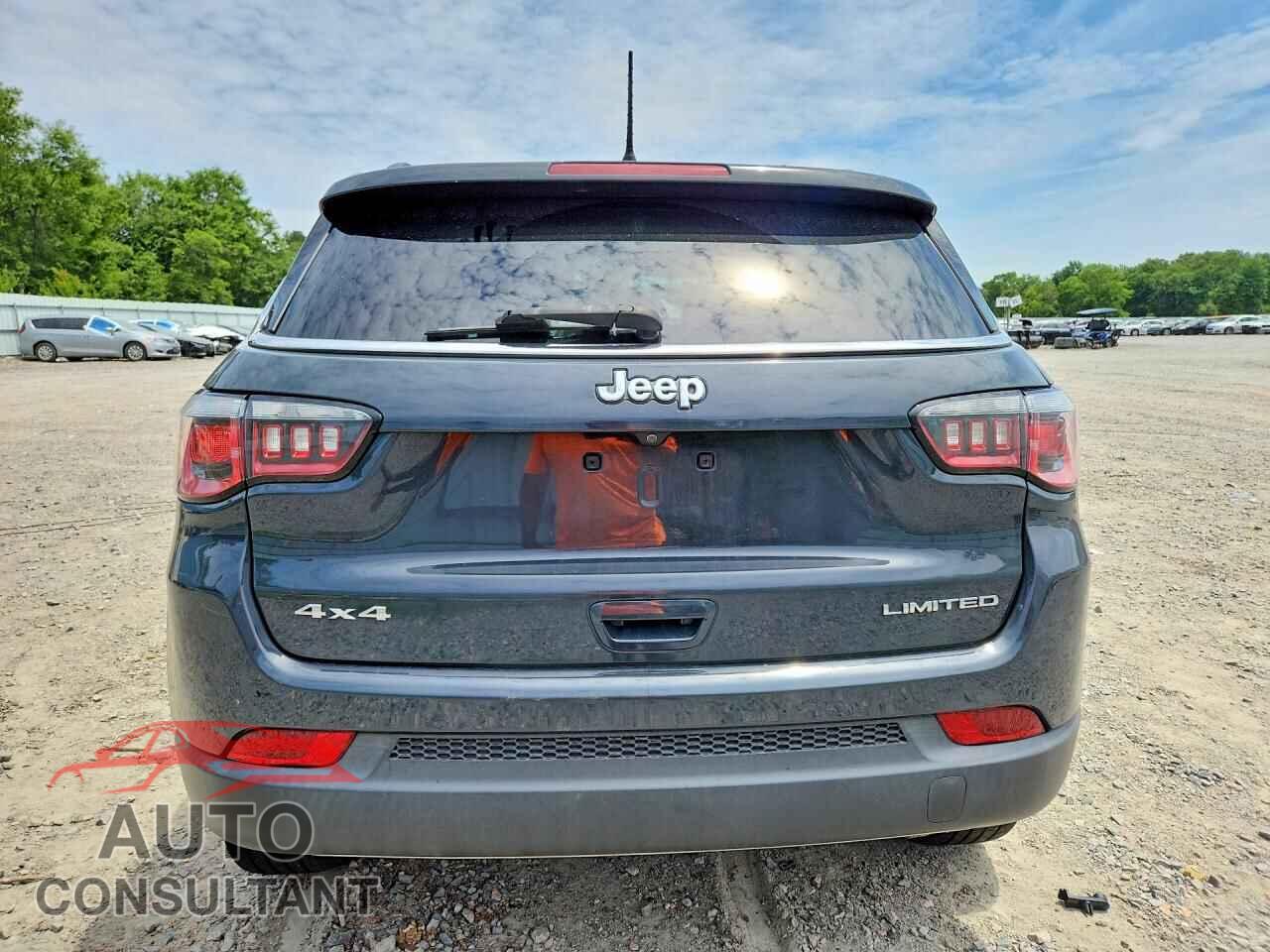 JEEP COMPASS 2017 - 3C4NJDCB9HT597722