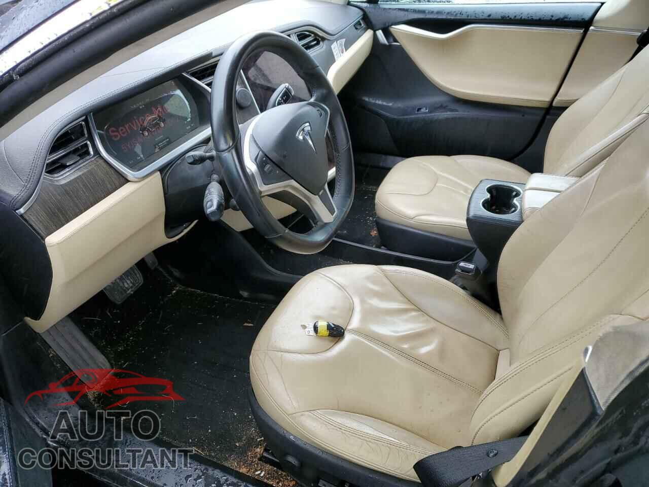 TESLA MODEL S 2013 - 5YJSA1CN7DFP06277