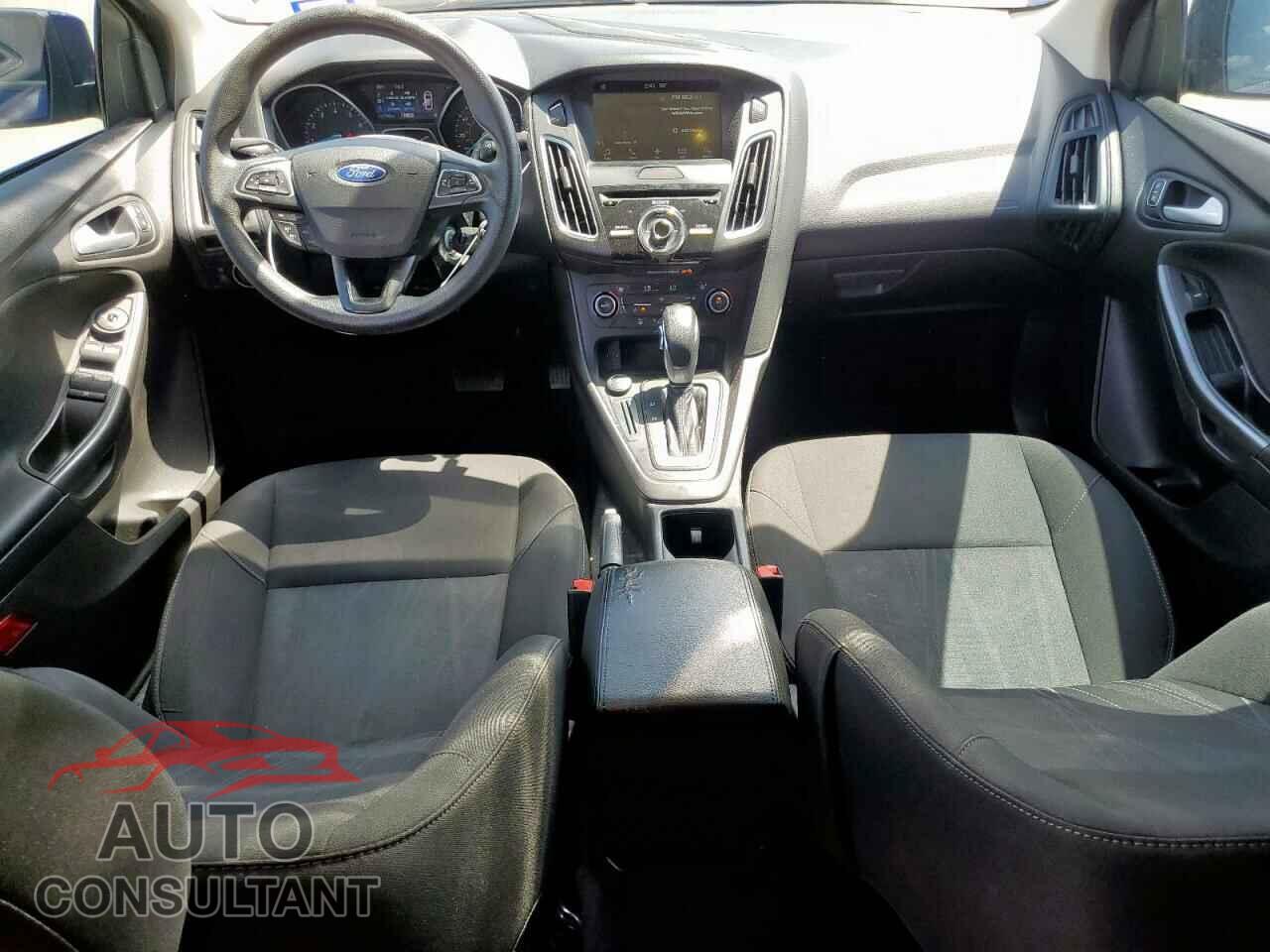 FORD FOCUS 2017 - 1FADP3H23HL328484