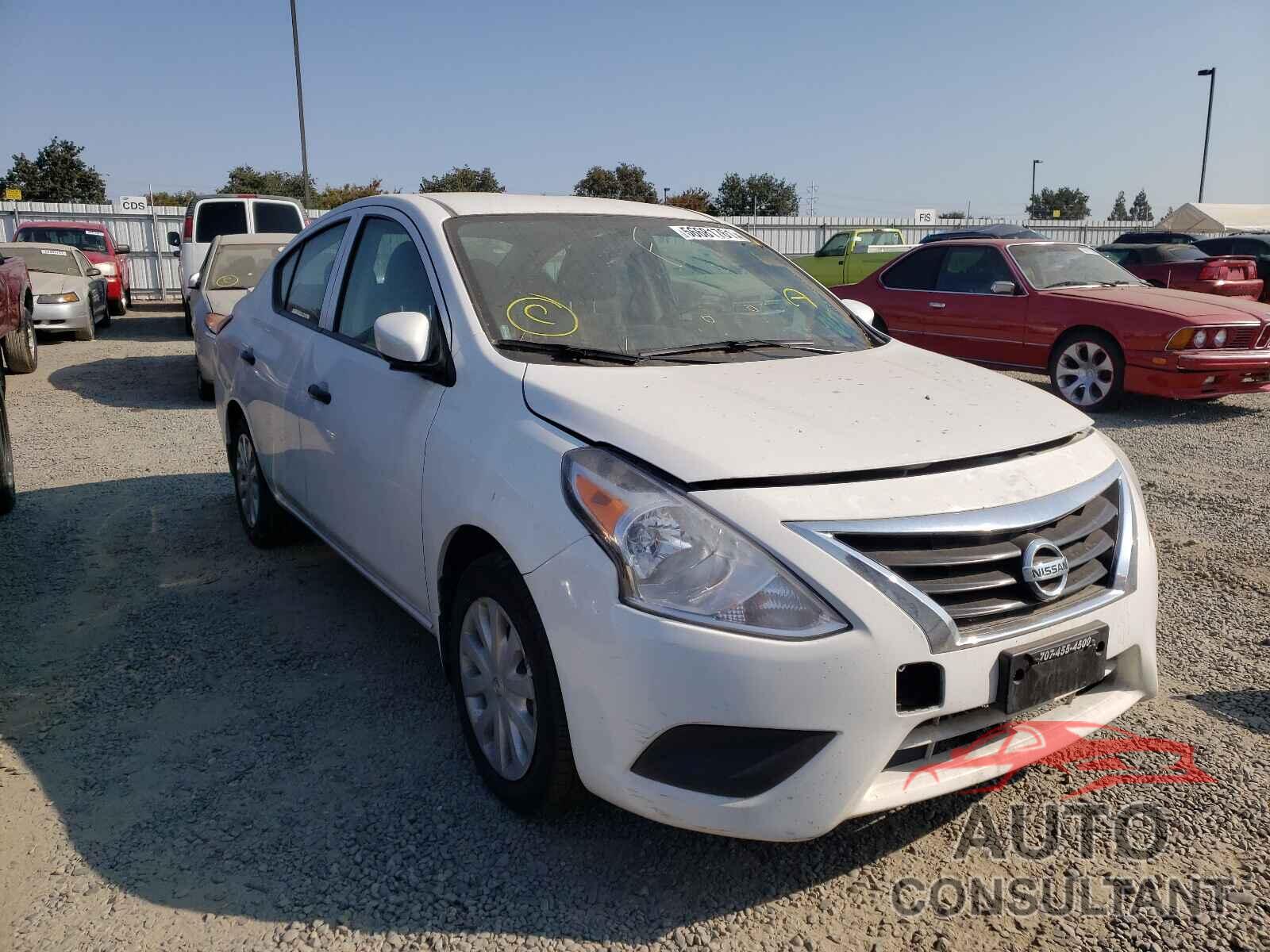 NISSAN VERSA 2018 - 3N1CN7AP3JL888379