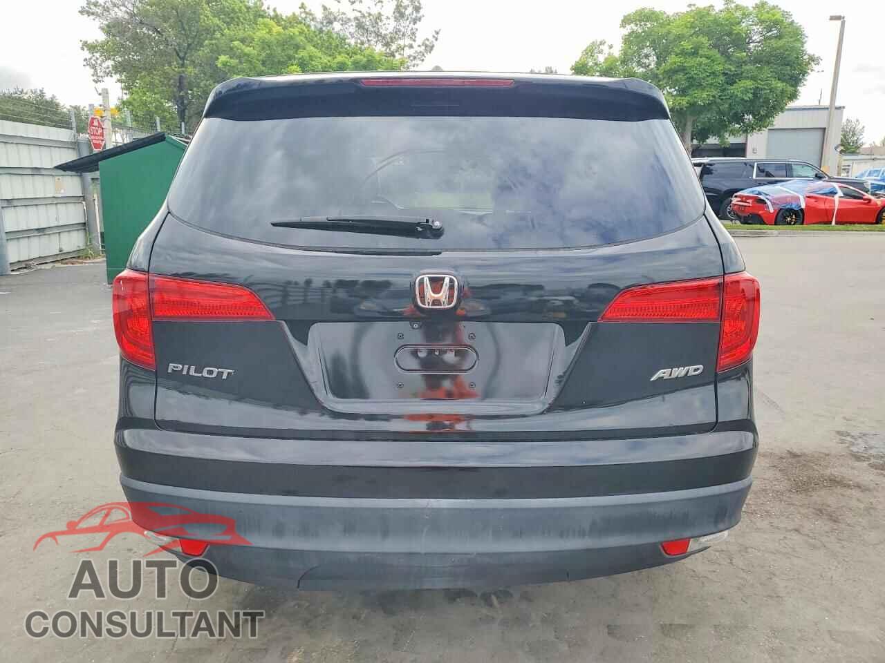 HONDA PILOT 2017 - 5FNYF6H56HB009366