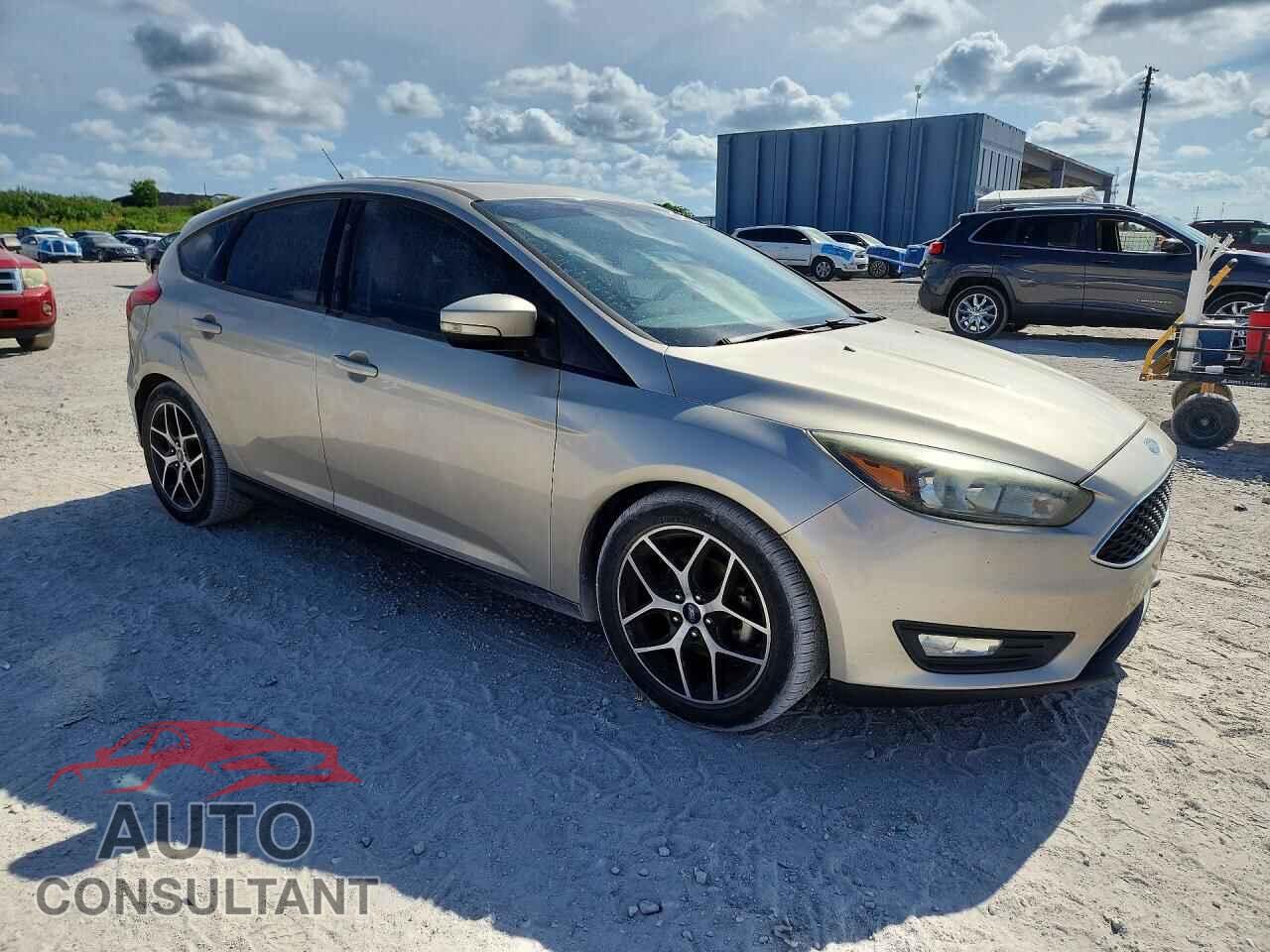 FORD FOCUS 2017 - 1FADP3M20HL262367