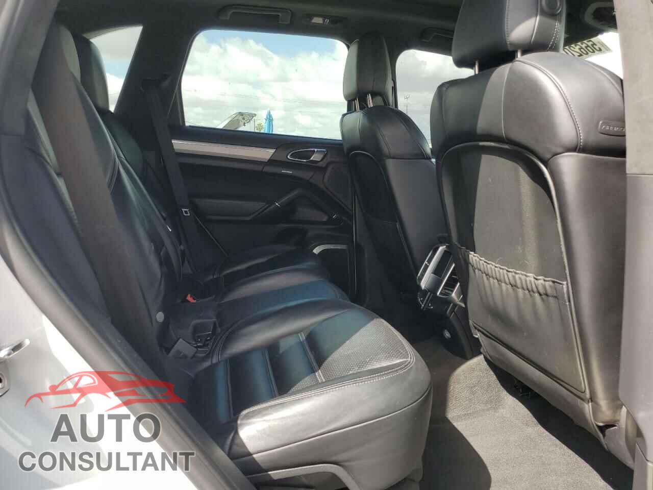 PORSCHE CAYENNE 2015 - WP1AC2A29FLA80542