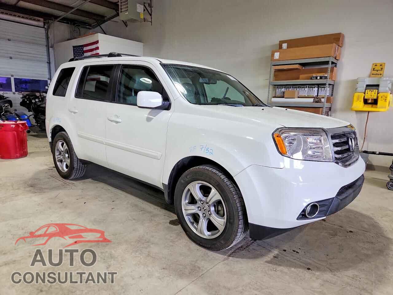 HONDA PILOT 2014 - 5FNYF4H56EB005009
