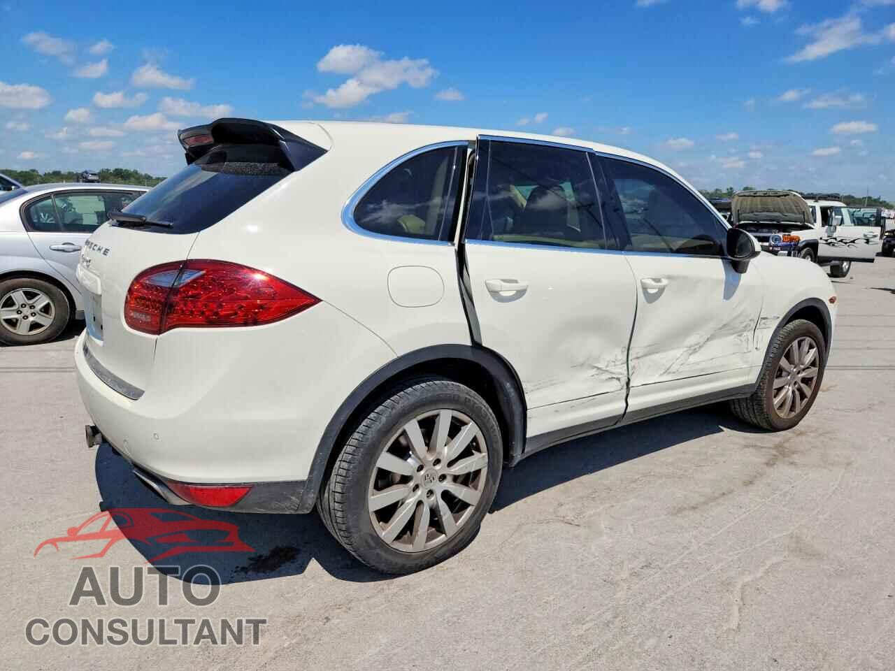 PORSCHE CAYENNE 2012 - WP1AB2A20CLA42907