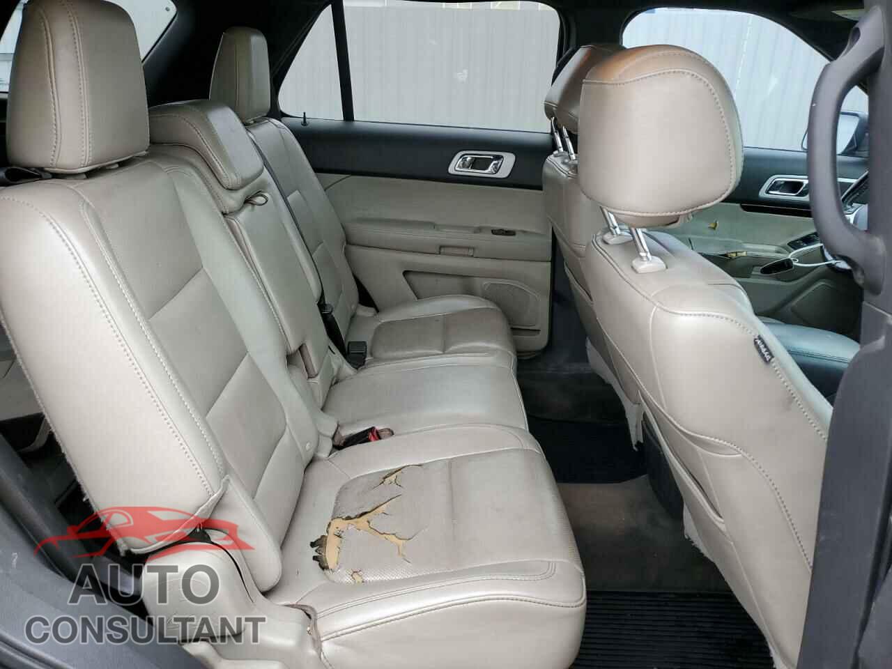 FORD EXPLORER 2013 - 1FM5K7F85DGA07573