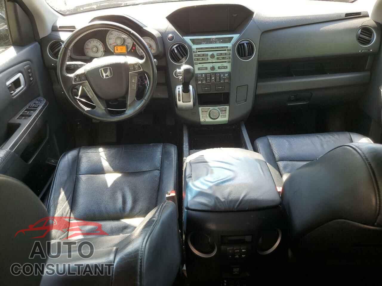 HONDA PILOT 2011 - 5FNYF4H95BB016968
