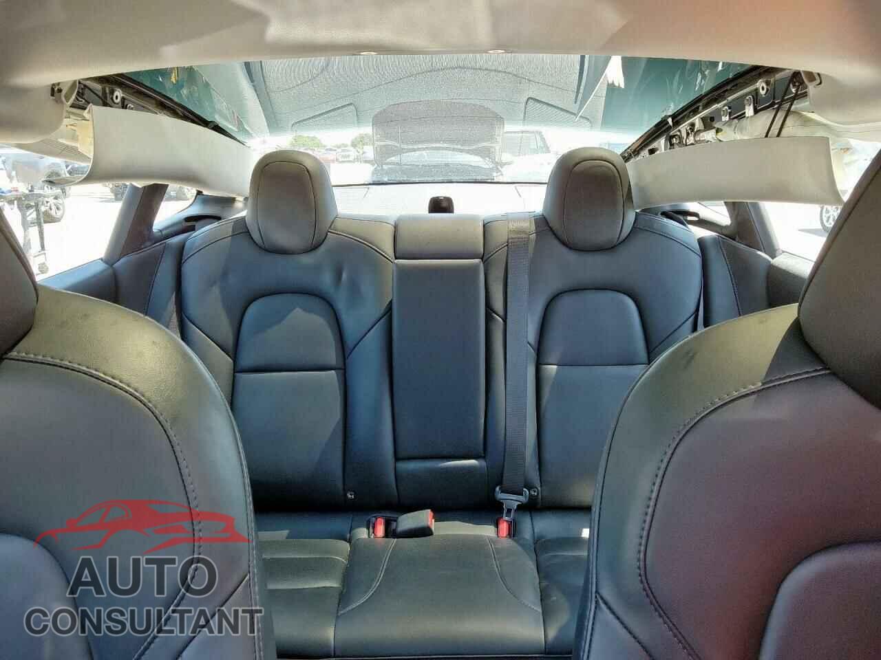 TESLA MODEL 3 2021 - 5YJ3E1EA4MF867155