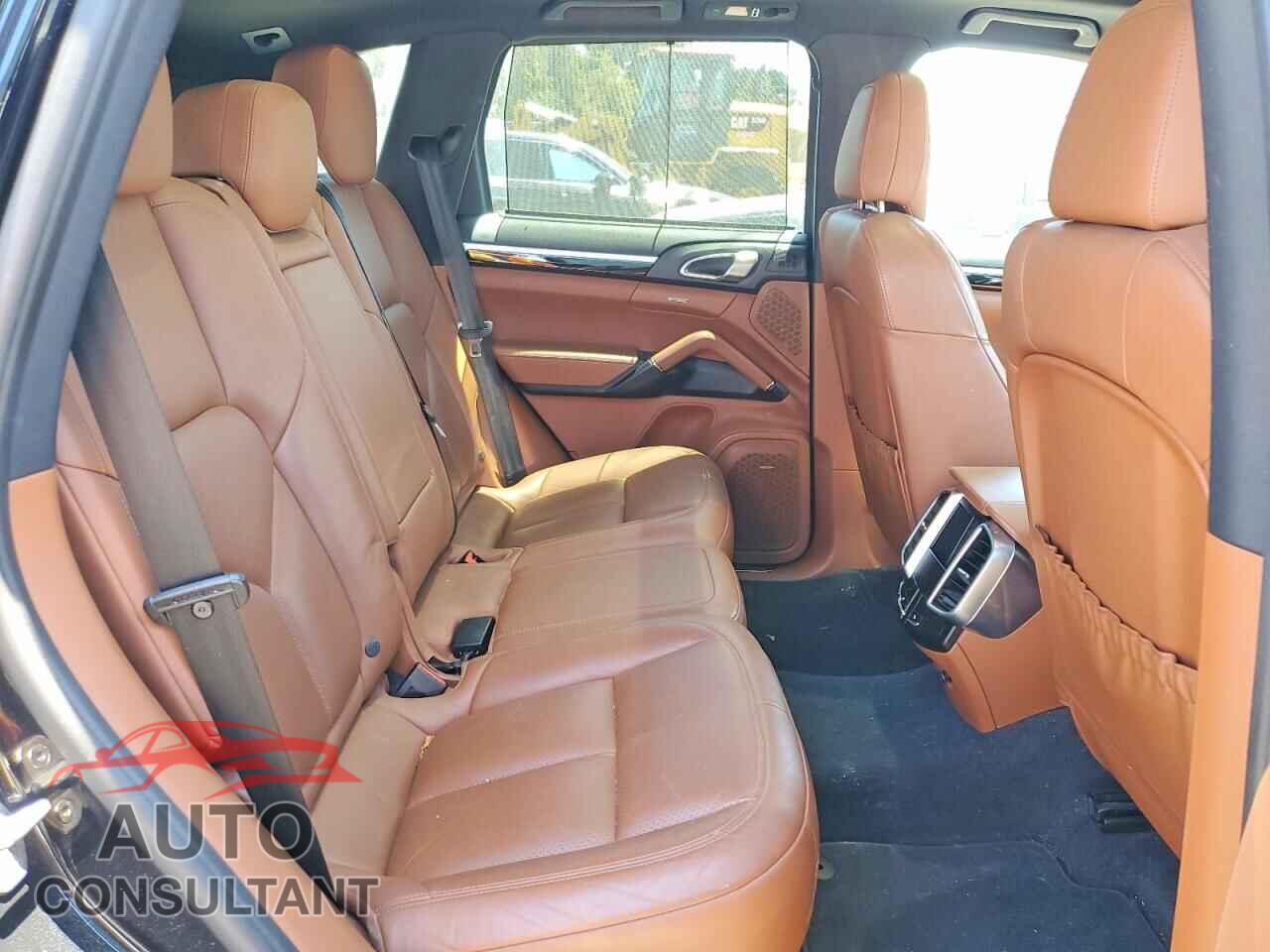 PORSCHE CAYENNE 2016 - WP1AE2A2XGLA64426