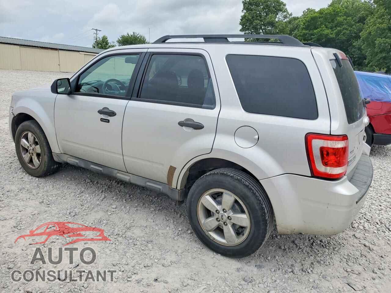 FORD ESCAPE 2010 - 1FMCU0D70AKA31856
