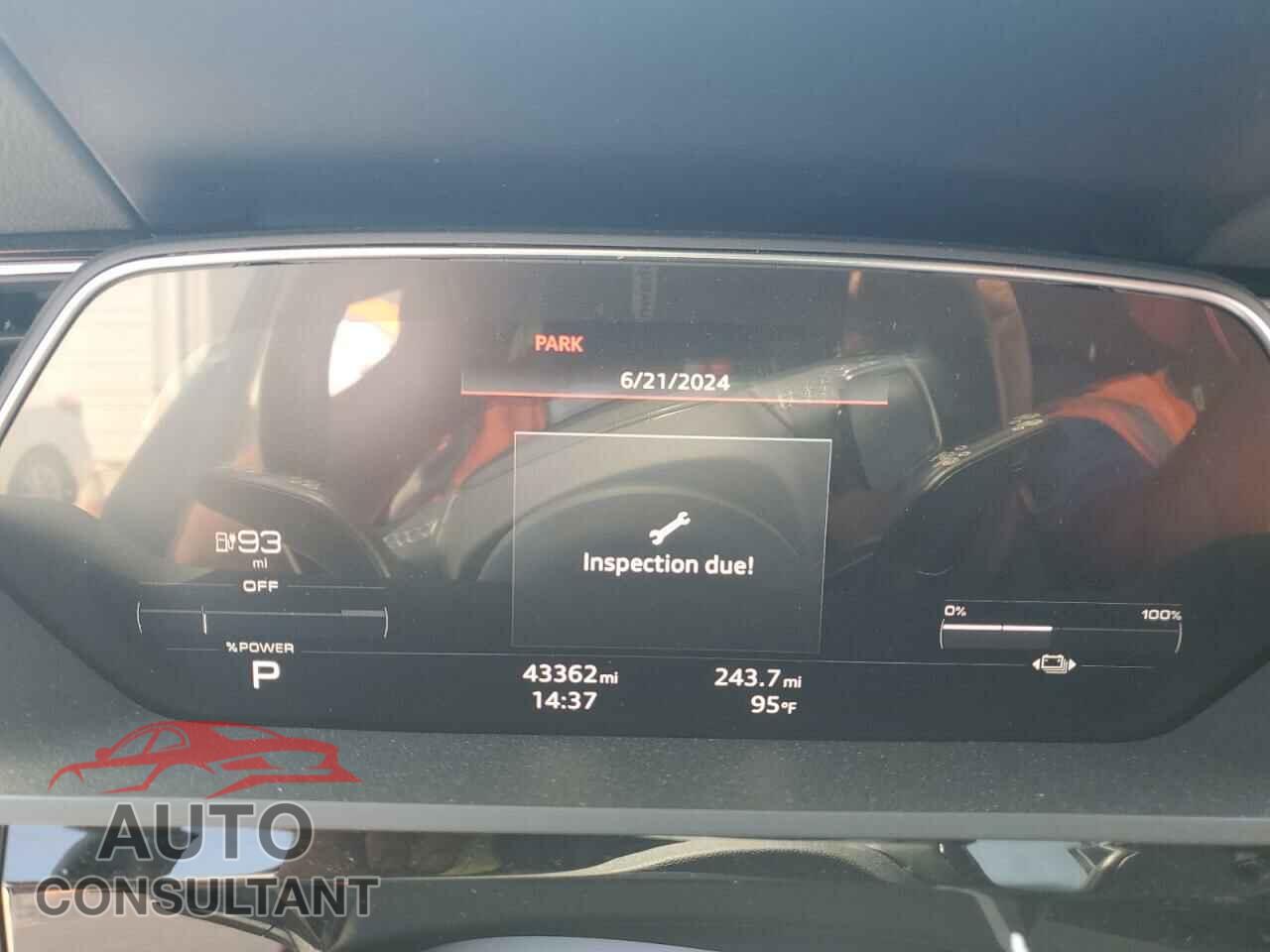 AUDI E-TRON 2022 - WA1LAAGE4NB008075
