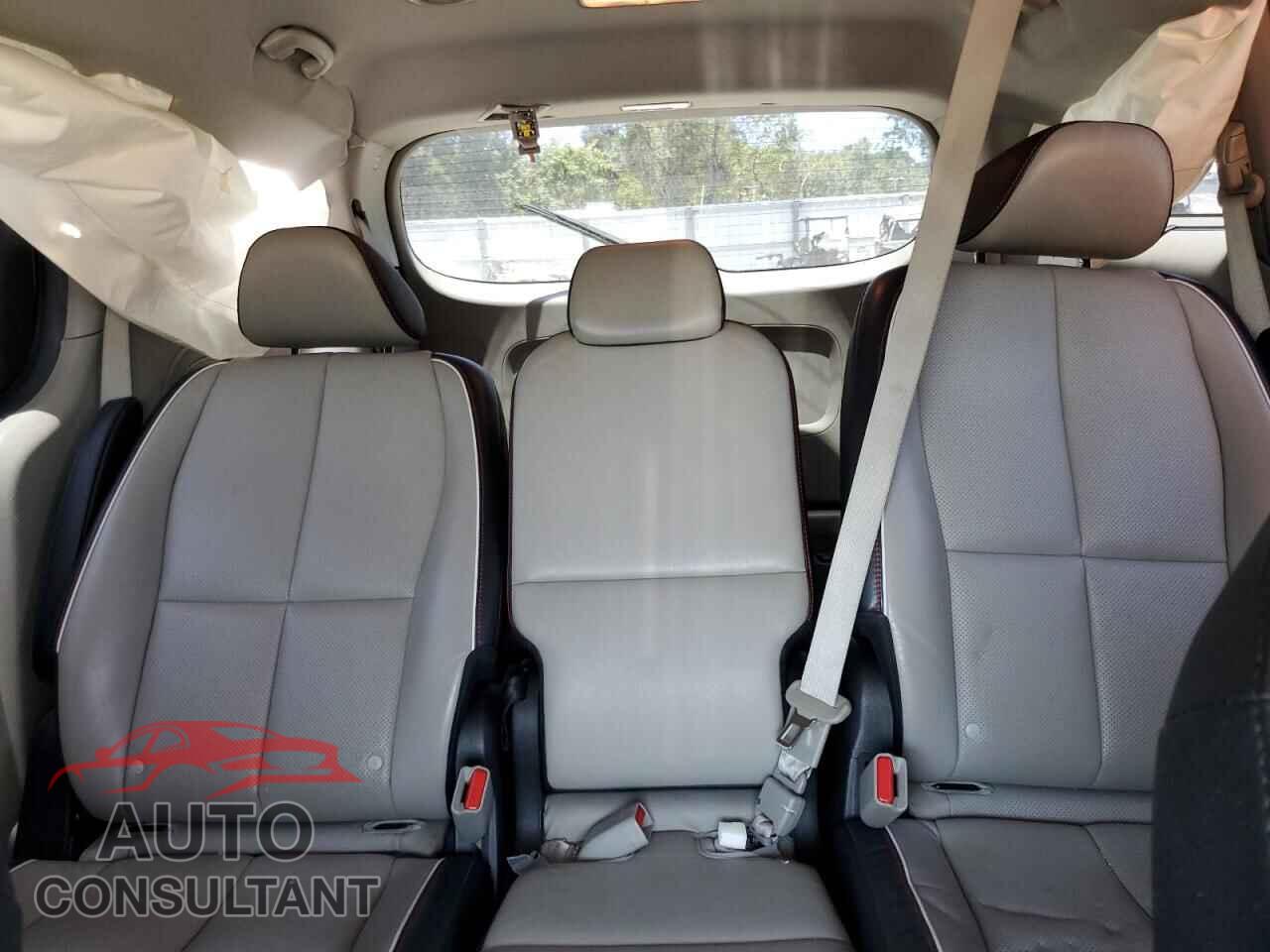 KIA All Models 2021 - KNDMB5C19M6664569