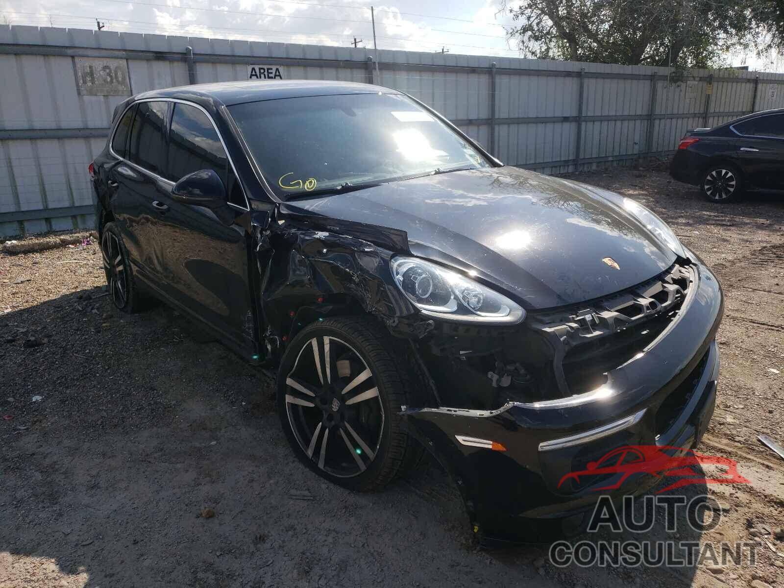 PORSCHE CAYENNE 2016 - WP1AA2A26GKA09702