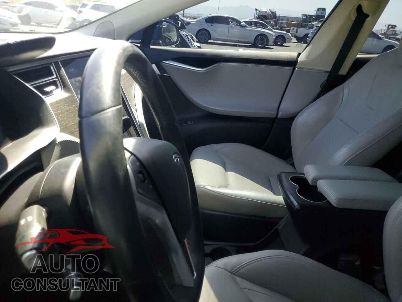 TESLA MODEL S 2015 - 5YJSA1E1XFF102901