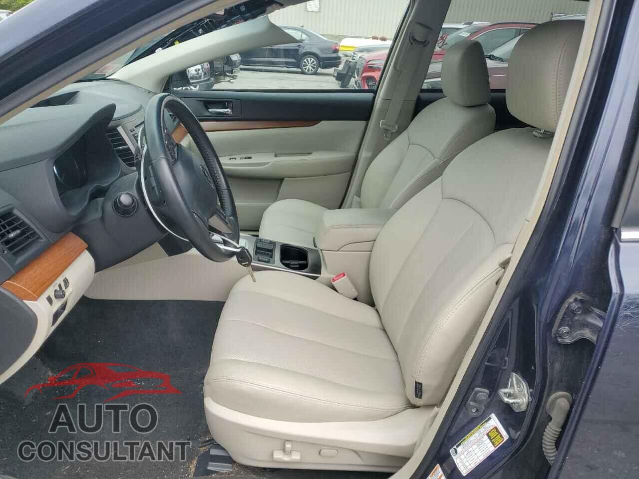SUBARU OUTBACK 2013 - 4S4BRBKC8D3216440