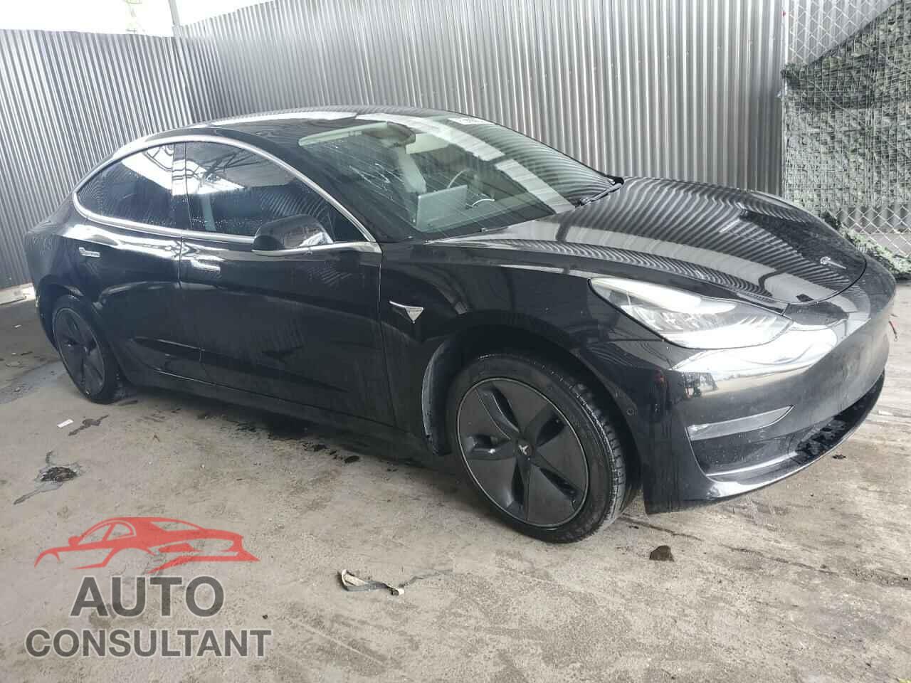 TESLA MODEL 3 2018 - 5YJ3E1EA8JF173175
