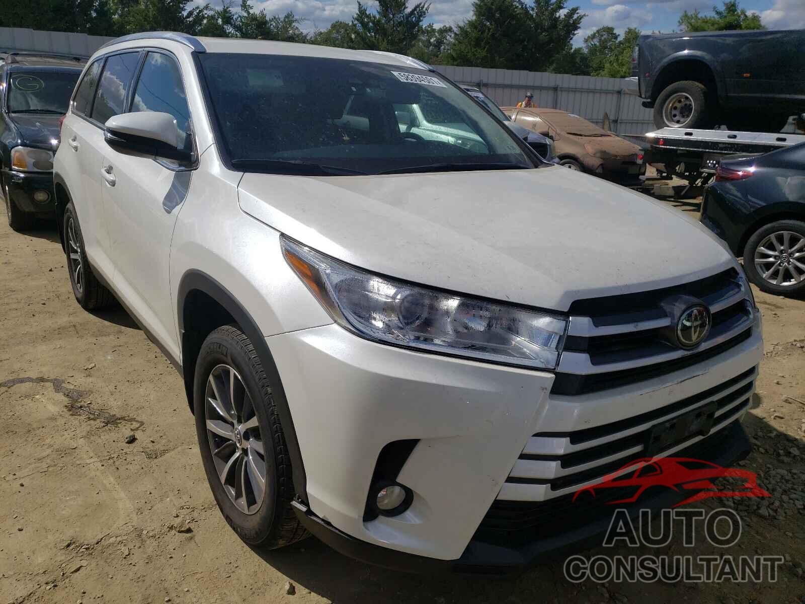 TOYOTA HIGHLANDER 2019 - 5TDJZRFH9KS600821