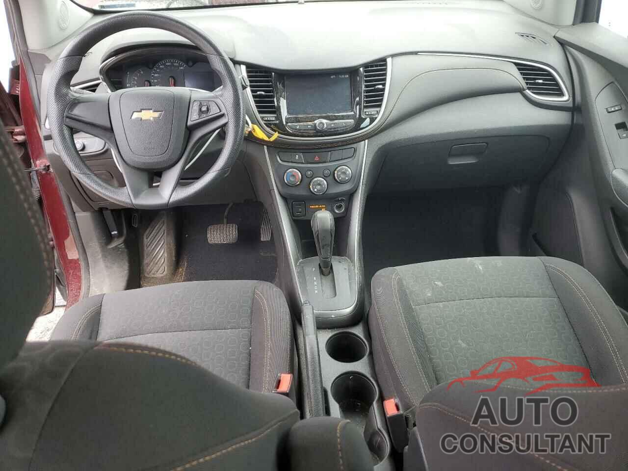 CHEVROLET TRAX 2017 - 3GNCJNSB8HL232521