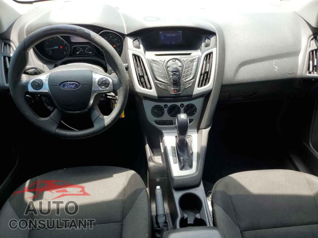 FORD FOCUS 2014 - 1FADP3F29EL445629