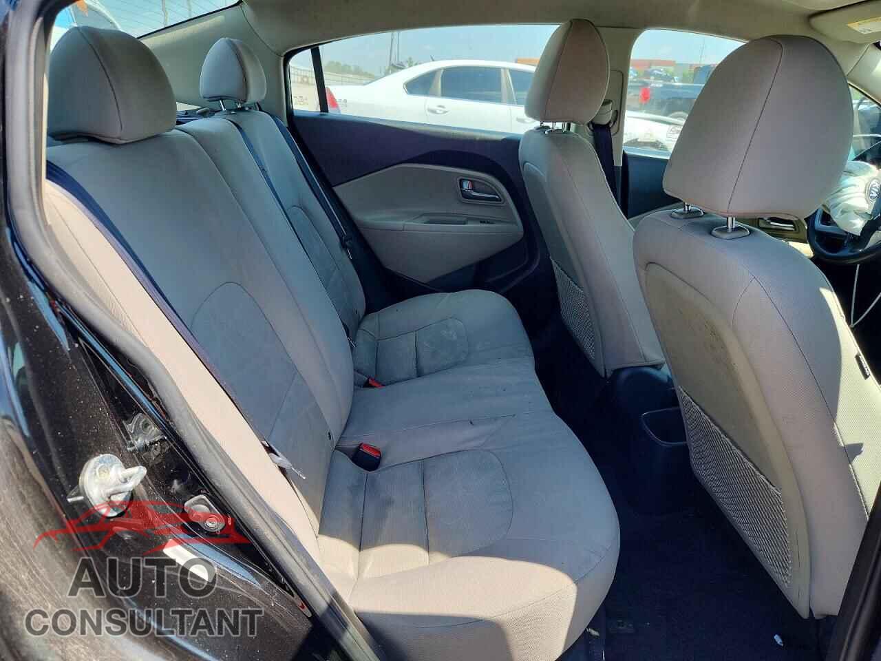 KIA RIO 2015 - KNADM4A34F6432809