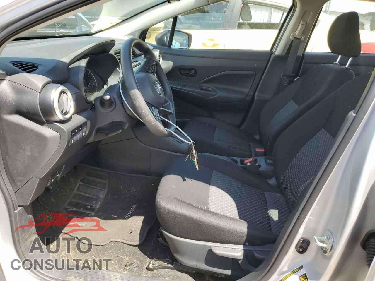 NISSAN VERSA 2023 - 3N1CN8DVXPL868557