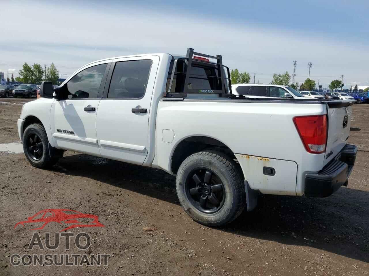NISSAN TITAN 2013 - 1N6AA0EC7DN302010