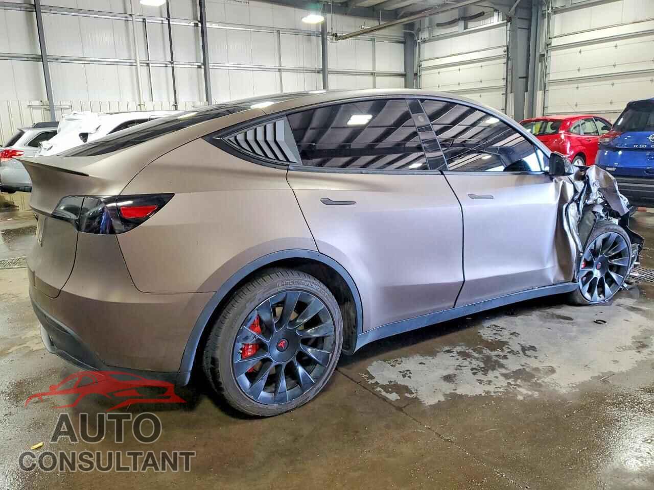 TESLA MODEL Y 2024 - 7SAYGDEE2RF164989