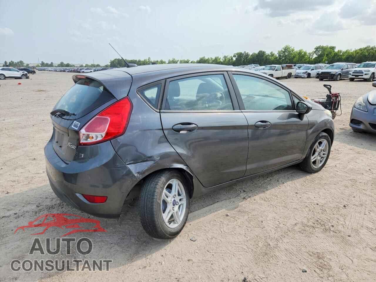 FORD FIESTA 2018 - 3FADP4EJ2JM117203
