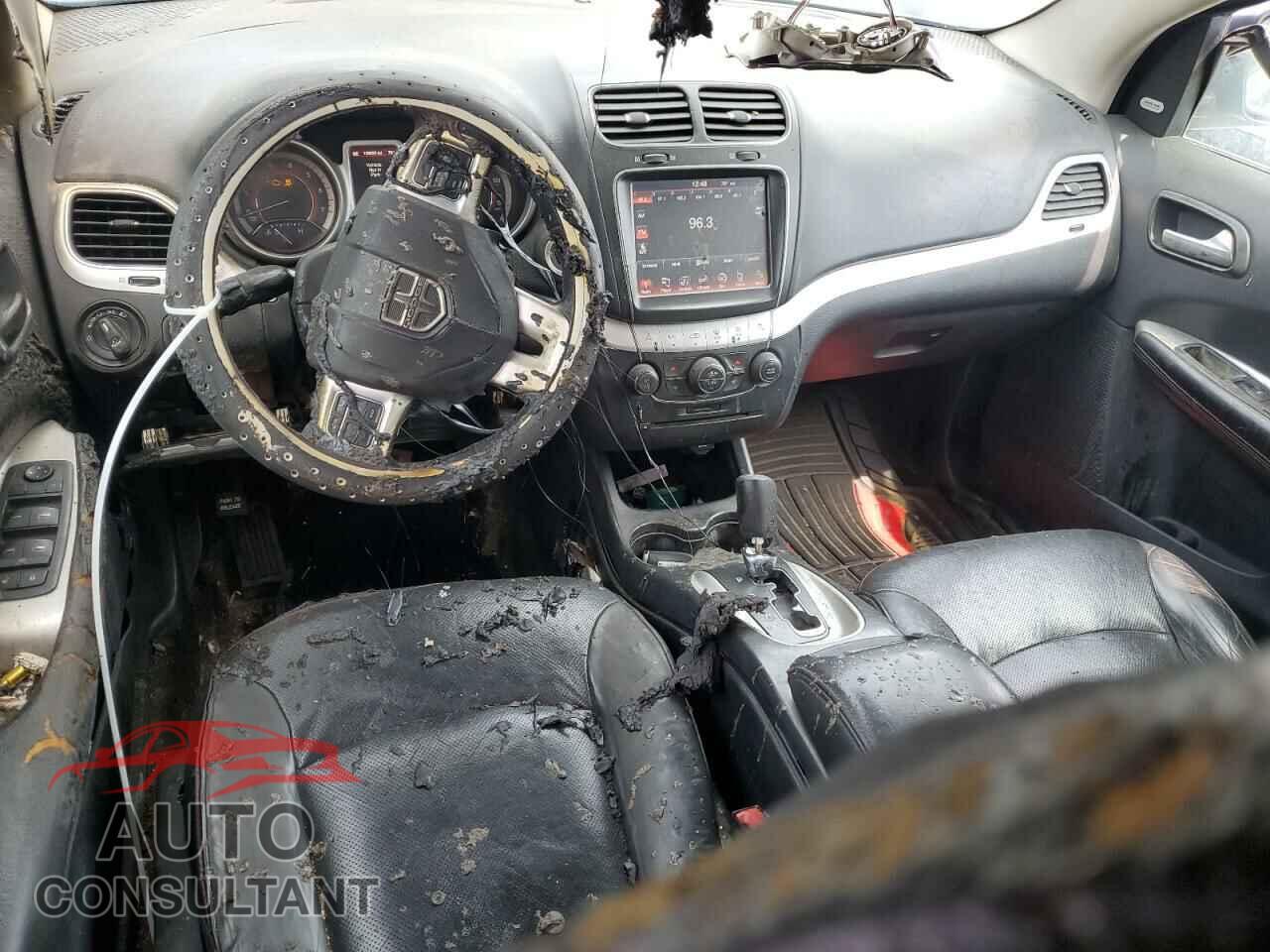 DODGE JOURNEY 2015 - 3C4PDDEG9FT677639