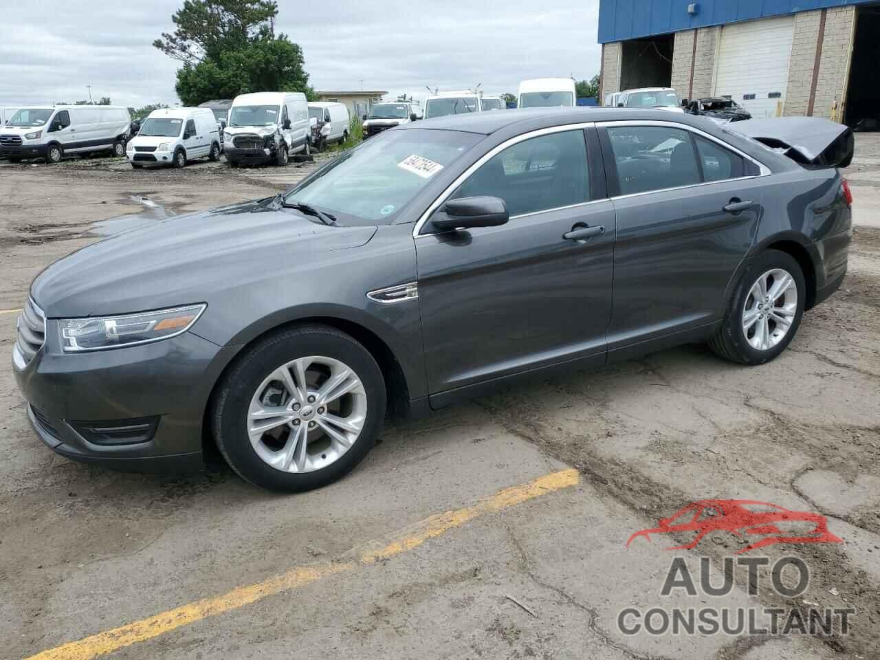 FORD TAURUS 2018 - 1FAHP2E85JG142254