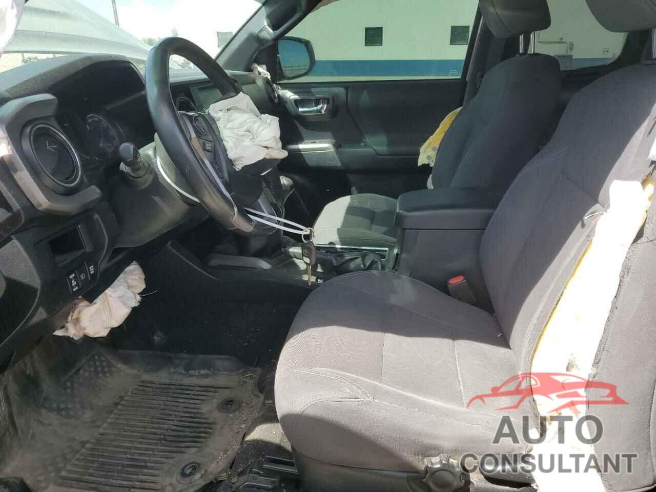 TOYOTA TACOMA 2019 - 5TFSZ5AN0KX181679