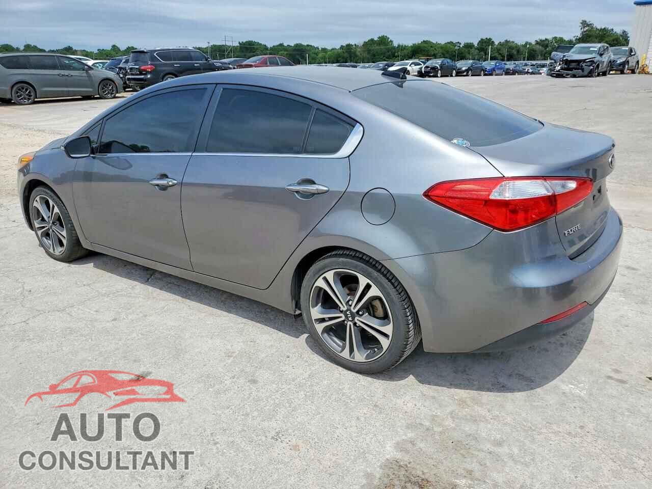 KIA FORTE 2016 - KNAFX4A87G5497639