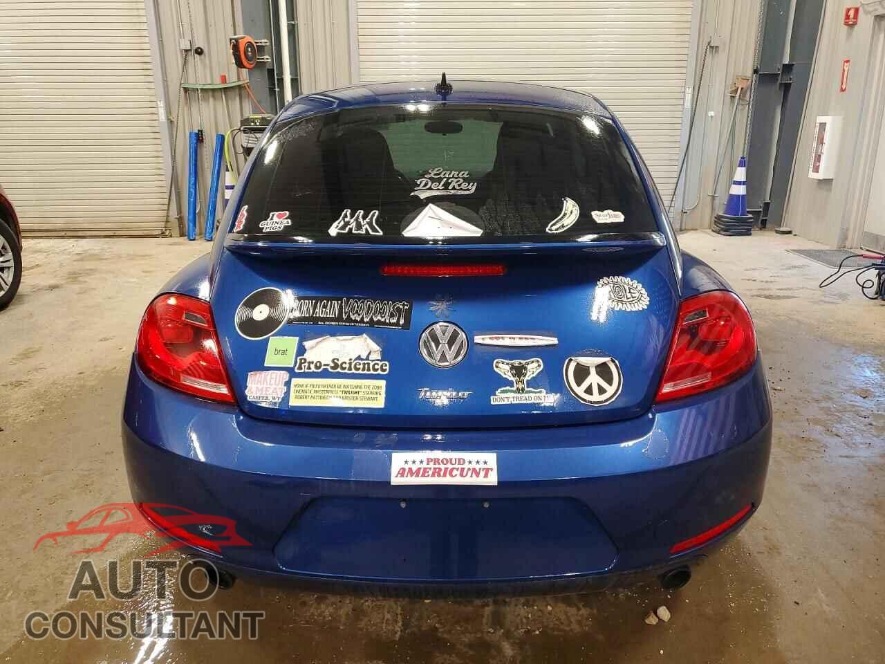 VOLKSWAGEN BEETLE 2012 - 3VWVA7AT9CM608974