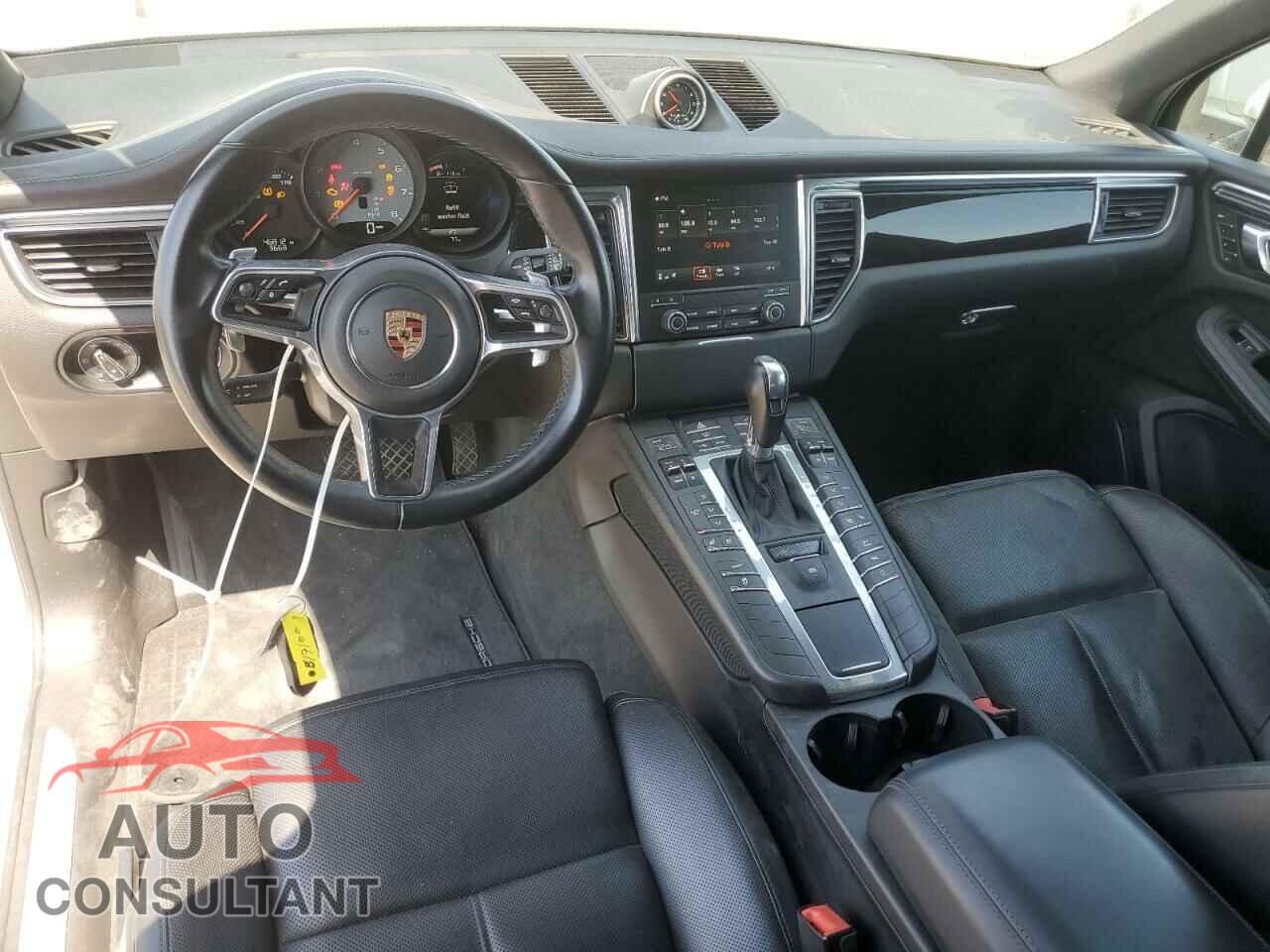 PORSCHE MACAN 2017 - WP1AB2A5XHLB17100