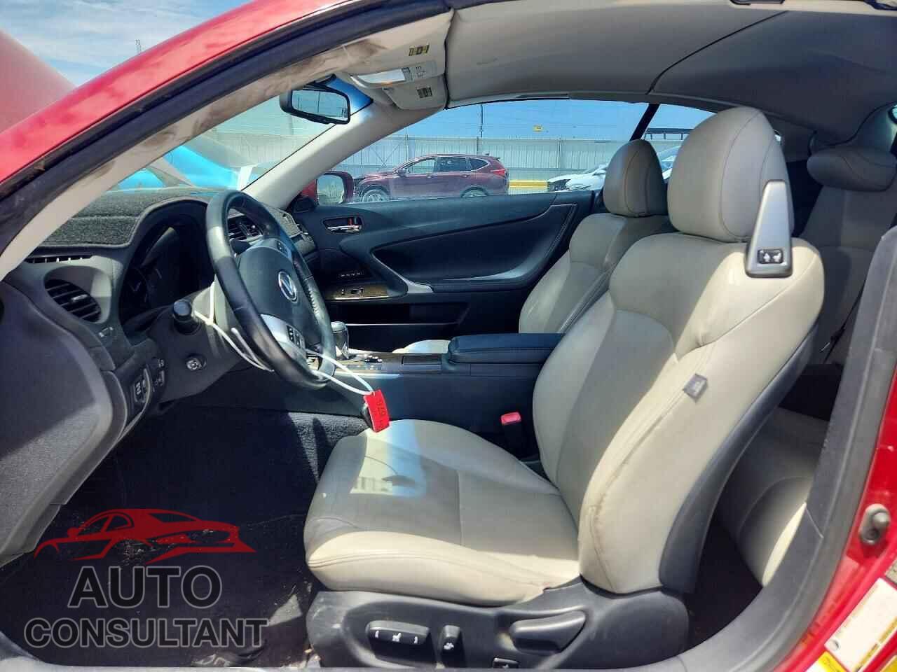 LEXUS IS 2012 - JTHFF2C21C2522886