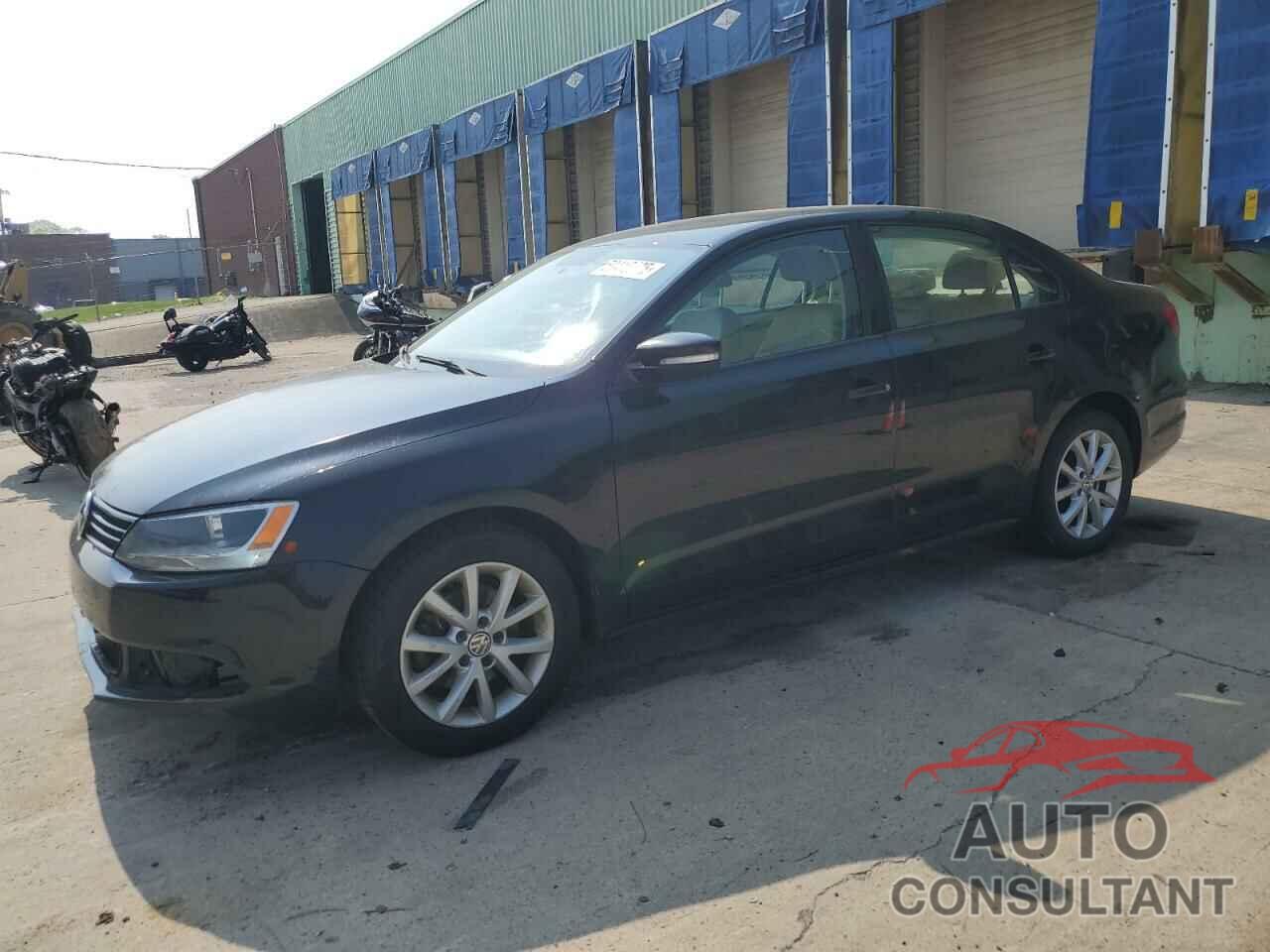 VOLKSWAGEN JETTA 2011 - 3VWDX7AJ4BM388313