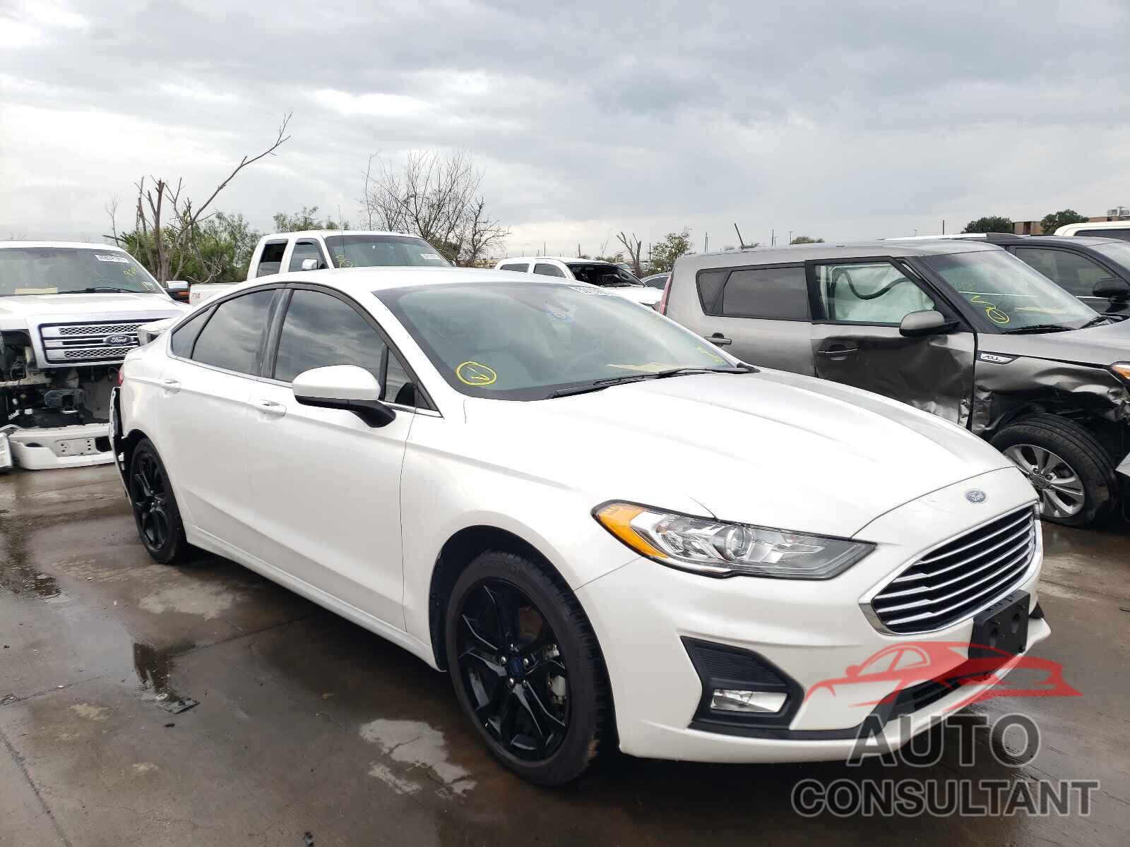 FORD FUSION 2020 - 3FA6P0HD4LR230325